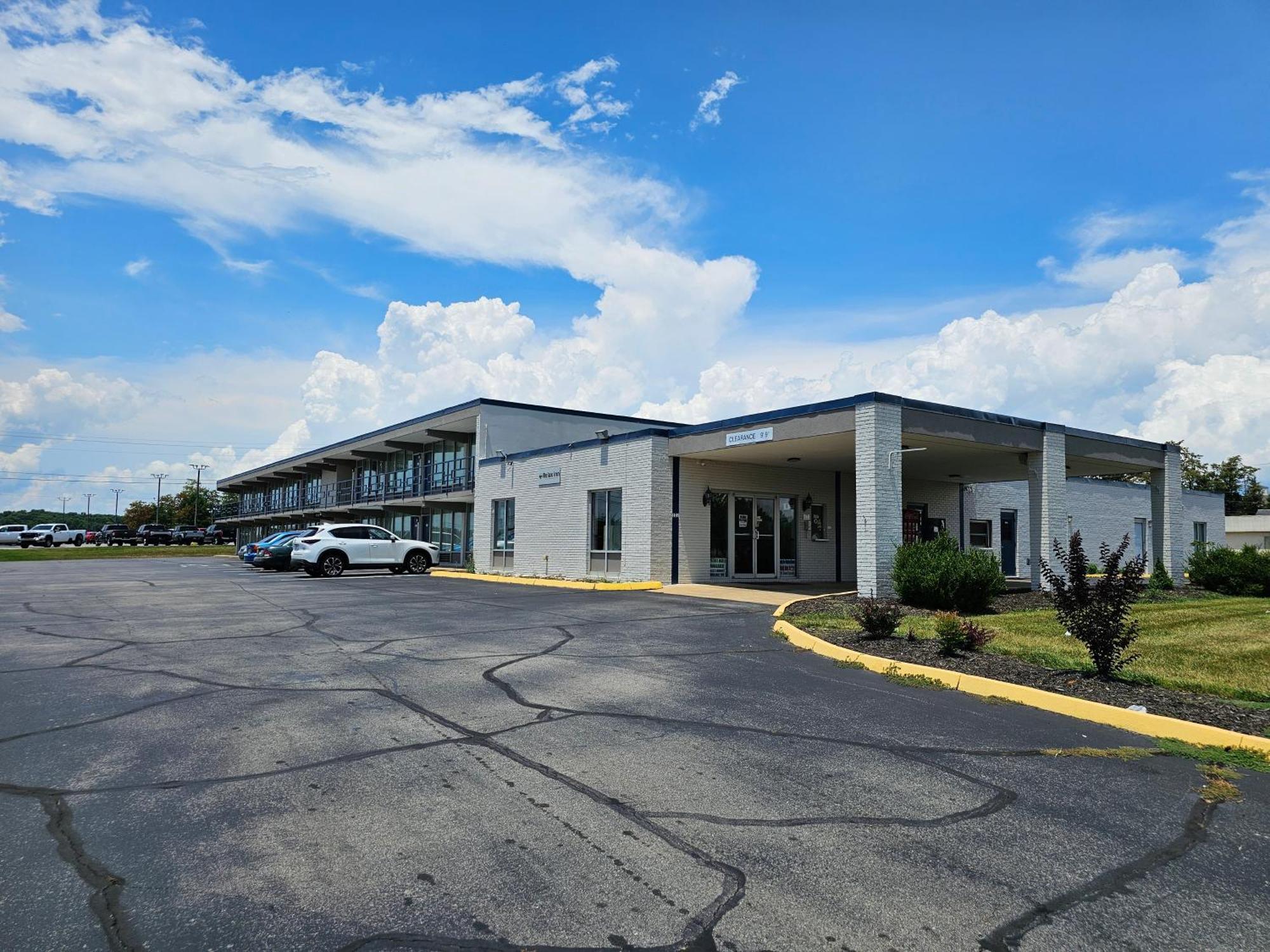 Relax Inn By Oyo Greeneville Near Hwy Us-321 外观 照片