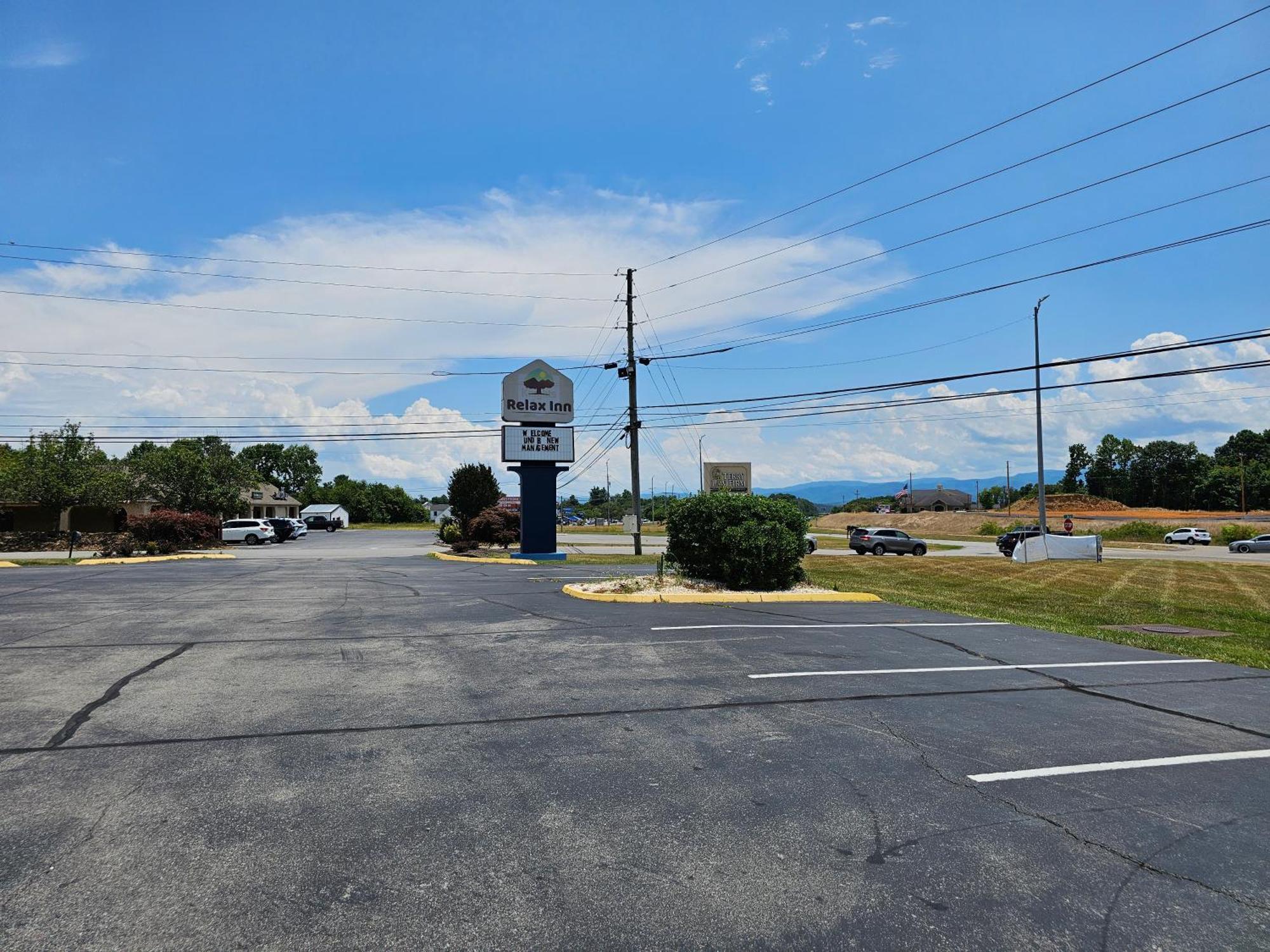 Relax Inn By Oyo Greeneville Near Hwy Us-321 外观 照片