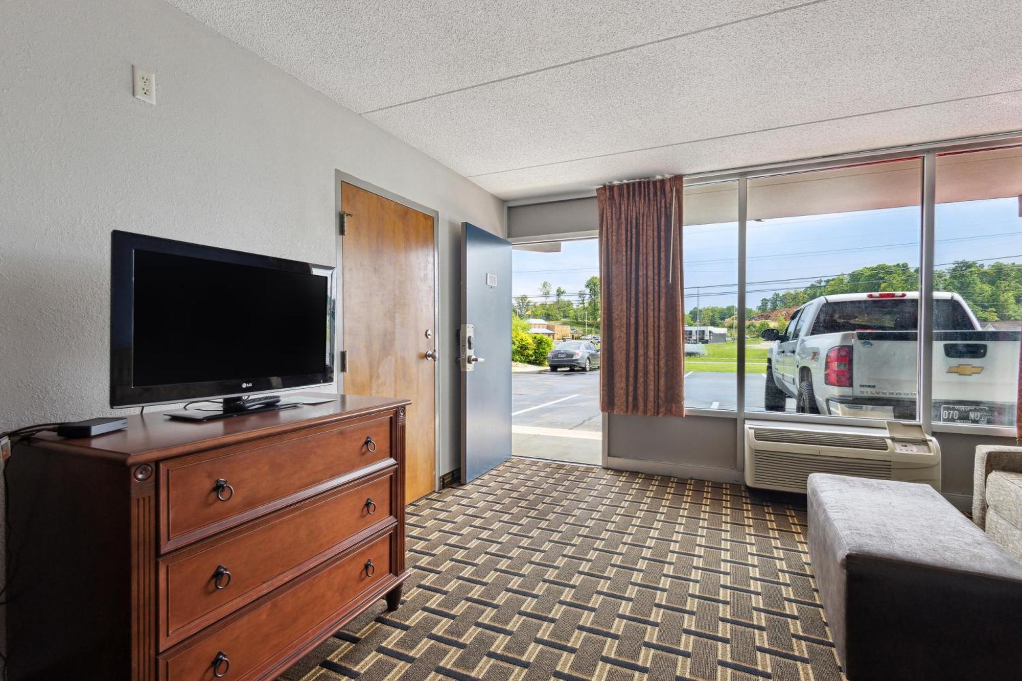 Relax Inn By Oyo Greeneville Near Hwy Us-321 外观 照片